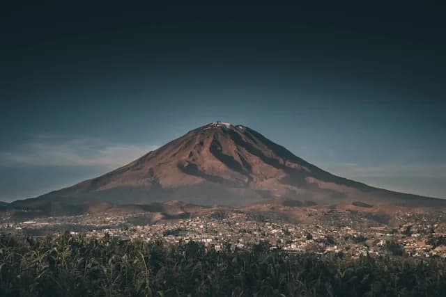 Arequipa: Historia y Fauna del Volcán Misti